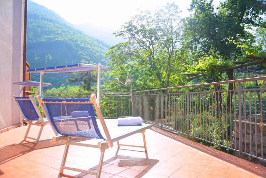 Agriturismo Il Pettirosso Аджерола Екстер'єр фото